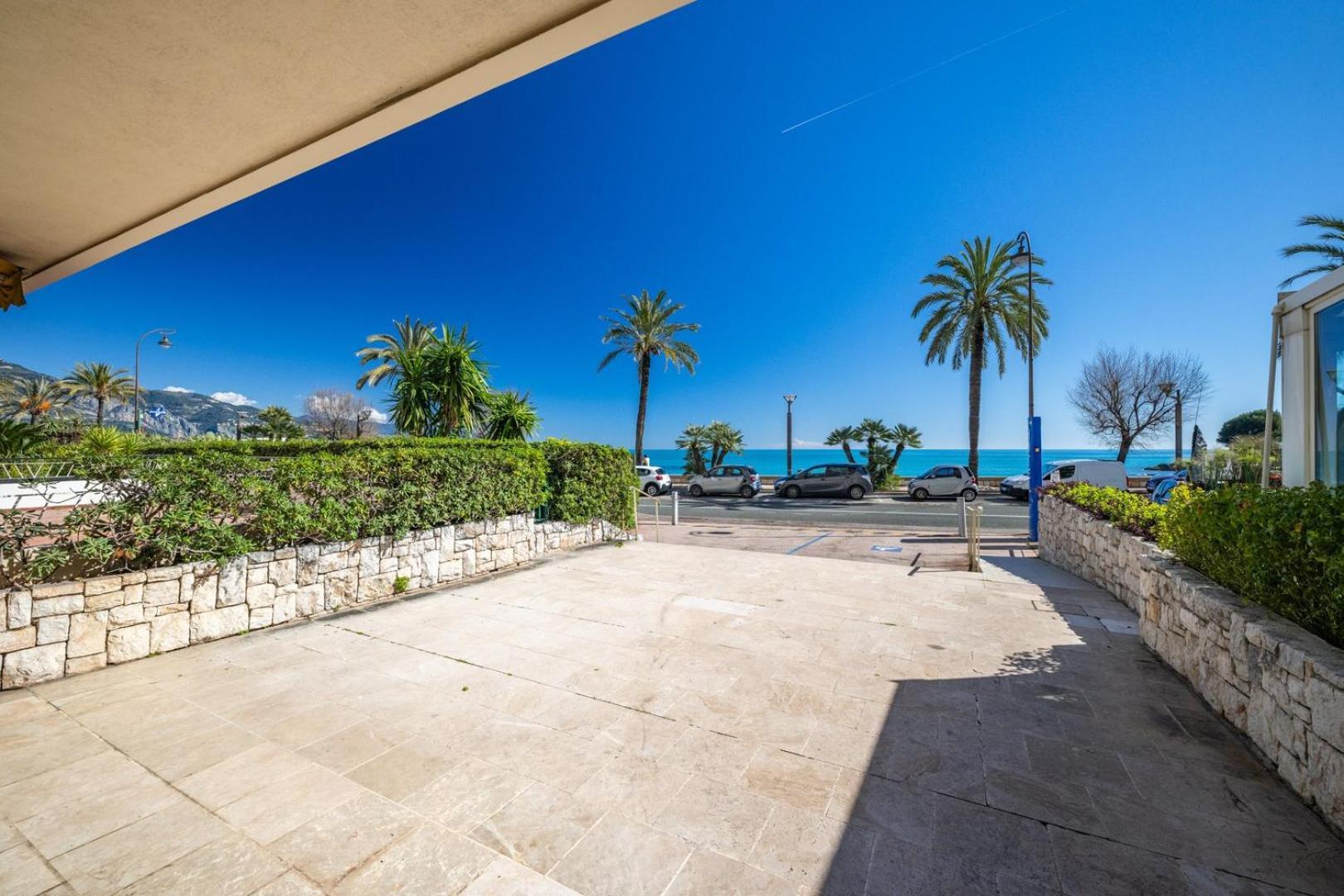 Apartment Le Coq Victoria - Parking - Ac - 50m From The Sea